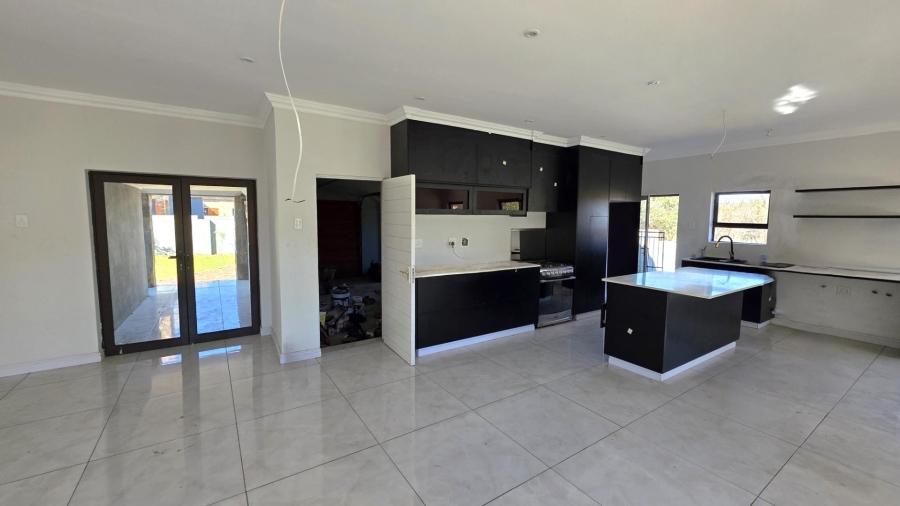 To Let 3 Bedroom Property for Rent in Estate D Afrique North West
